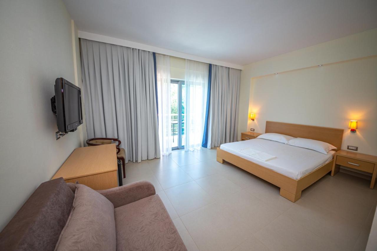 Hotel Borshi Eksteriør bilde