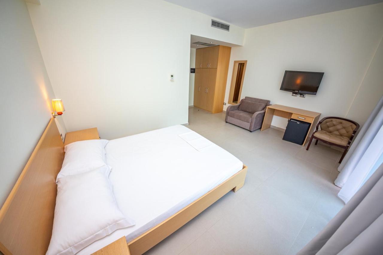 Hotel Borshi Eksteriør bilde