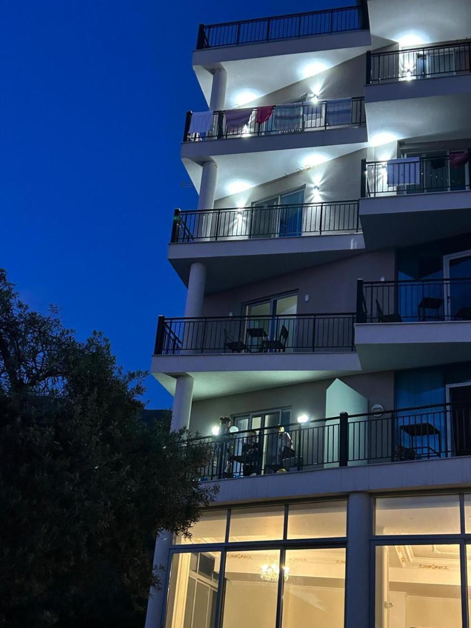 Hotel Borshi Eksteriør bilde