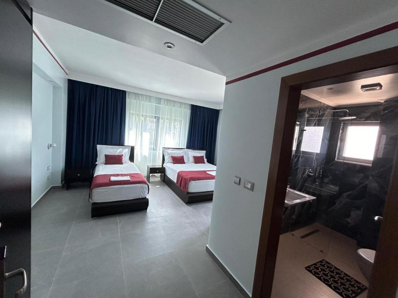Hotel Borshi Eksteriør bilde