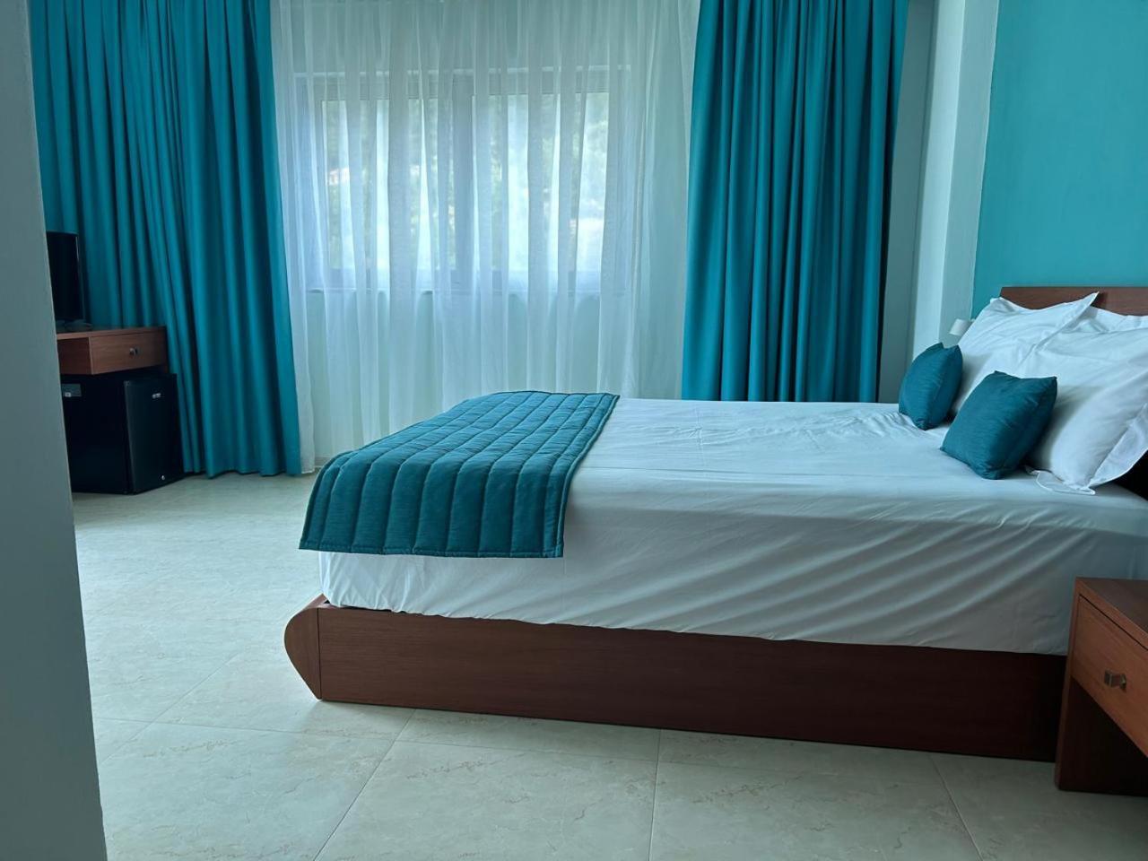 Hotel Borshi Eksteriør bilde
